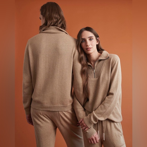 RW&CO Gender-Neutral Mock-Neck Sweater With Half-Zip M - Picture 2 of 8